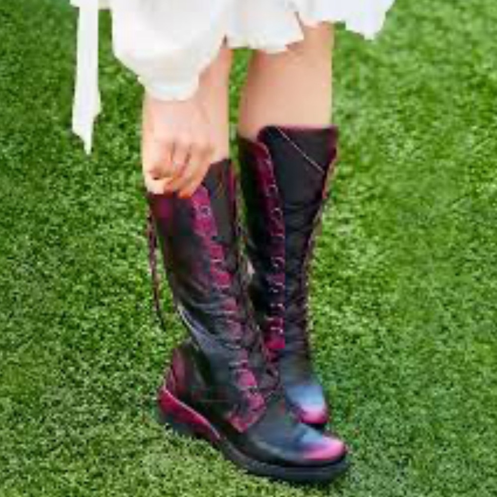BNIB A.S.98 Steward Distressed Fuchsia 39 (8.5-9)